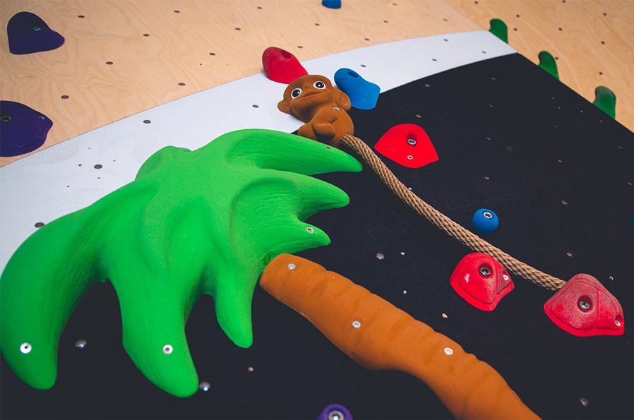 Le mur Jungle accessible à partir de 2 ans.